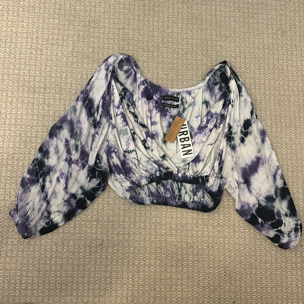 Tie dye long sleeve with low cut v. Never worn from Ubran Outfitters. Size S.
